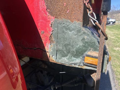 Used 2014 Chevrolet Silverado 3500 W/T w/ Snow Plow Prep Package image 26