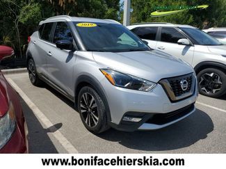 Used 2019 Nissan Kicks SR video 1