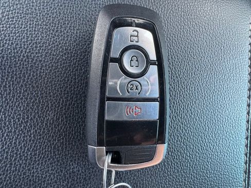 Used 2022 Ford Bronco Outer Banks AWD/4WD image 17