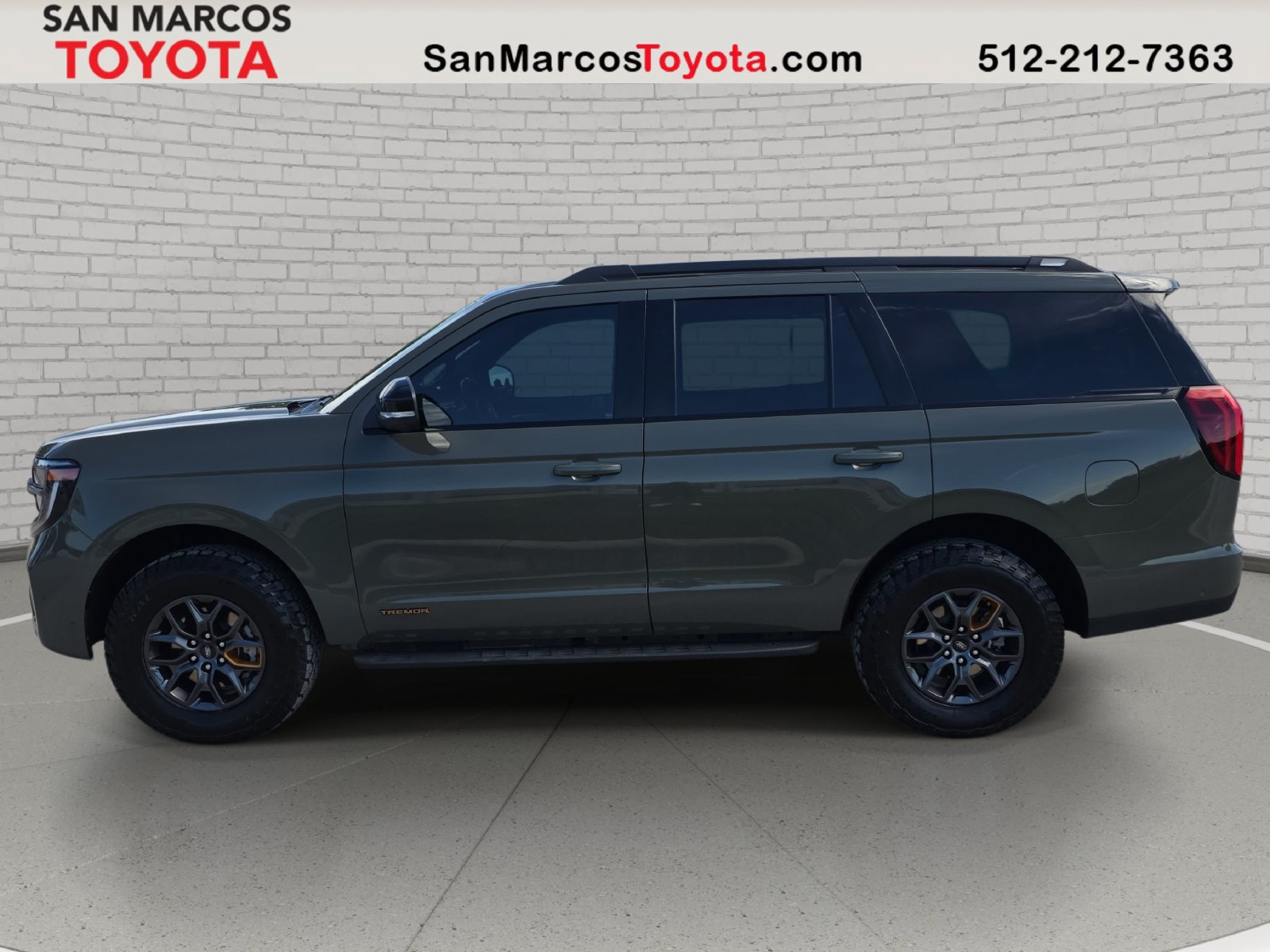 Used 2025 Ford Expedition Tremor AWD/4WD image 9