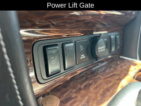 Used 2019 Nissan Armada SV w/ Driver Package RWD image 10