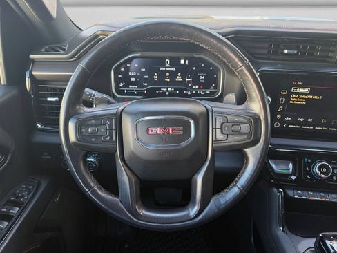 Used 2022 GMC Sierra 1500 AT4 w/ AT4 Premium Package AWD/4WD image 12