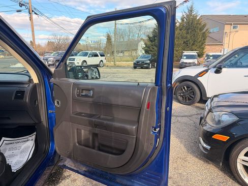 Used 2013 Ford Flex SE image 20
