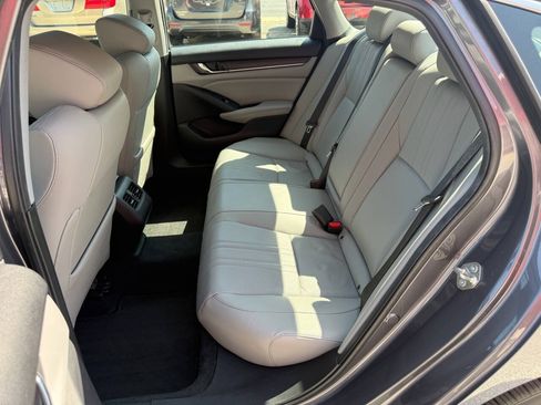 Used 2019 Honda Accord EX-L image 10