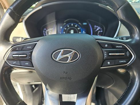 Used 2019 Hyundai Santa Fe Limited w/ Cargo Package image 11