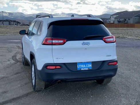 Used 2018 Jeep Cherokee Latitude image 7