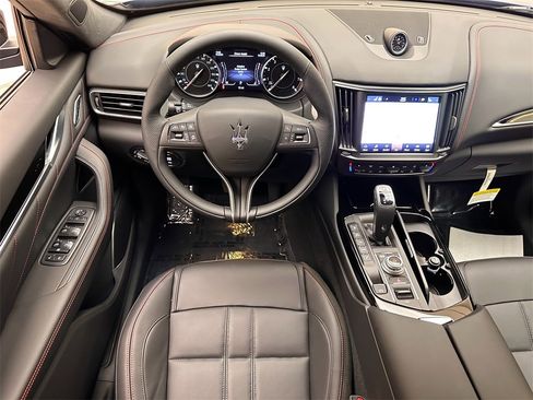 Used 2024 Maserati Levante Modena Ultima image 26