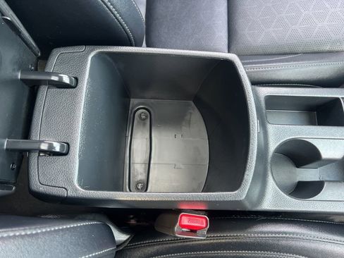 Certified 2024 Kia Seltos SX w/ SX Sunroof Package image 27