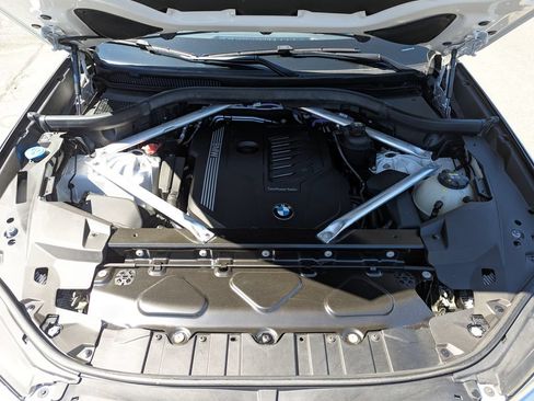 Used 2021 BMW X5 xDrive40i w/ Premium Package AWD/4WD image 48