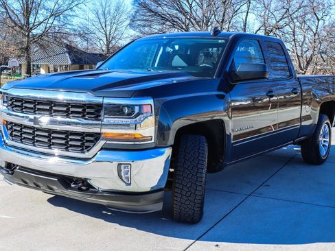 Used 2019 Chevrolet Silverado 1500 LT w/ All Star Edition image 3
