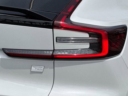 Certified 2023 Volvo C40 P8 Recharge Ultimate AWD/4WD image 25