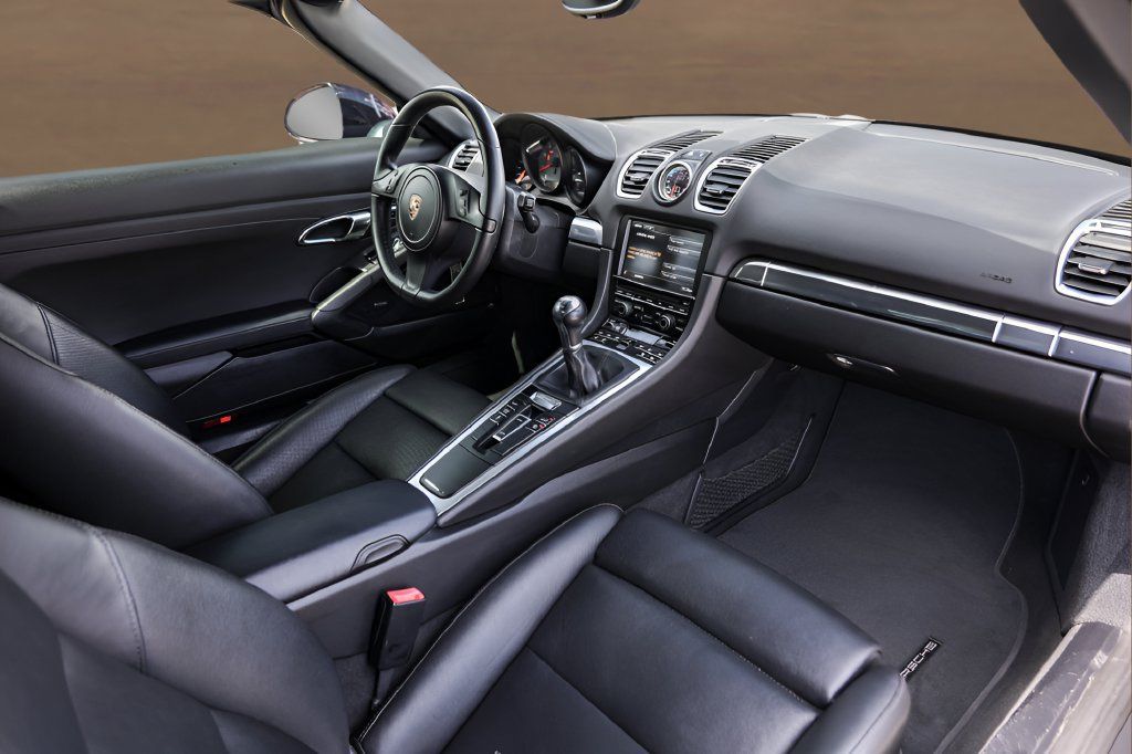 Used 2014 Porsche Boxster S RWD image 25