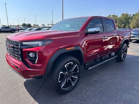 New 2026 GMC Canyon Denali image 5