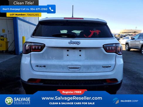 Used 2024 Jeep Compass Latitude image 8