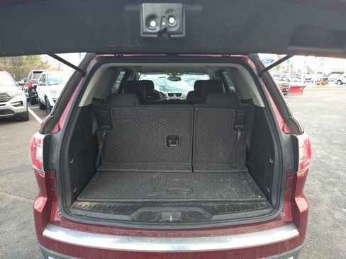 Used 2015 GMC Acadia SLE image 6
