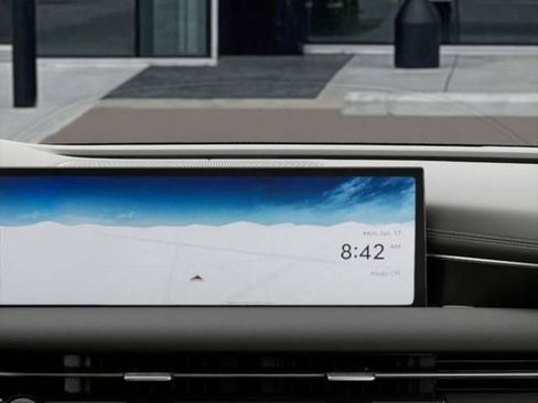 Used 2025 Genesis G80 2.5T image 20