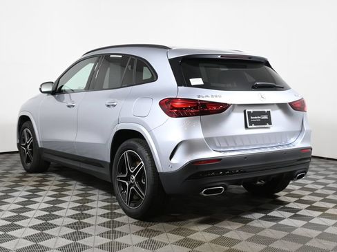 Certified 2026 Mercedes-Benz GLA 250 4MATIC image 5