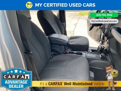 Used 2018 Jeep Wrangler Unlimited Sport S AWD/4WD image 16