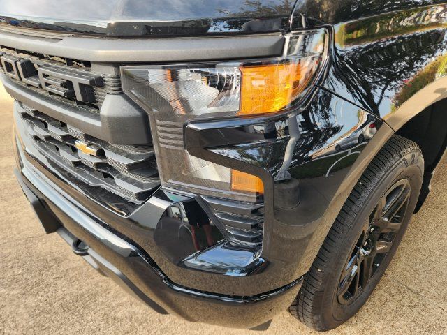 Used 2026 Chevrolet Silverado 1500 Custom RWD image 8