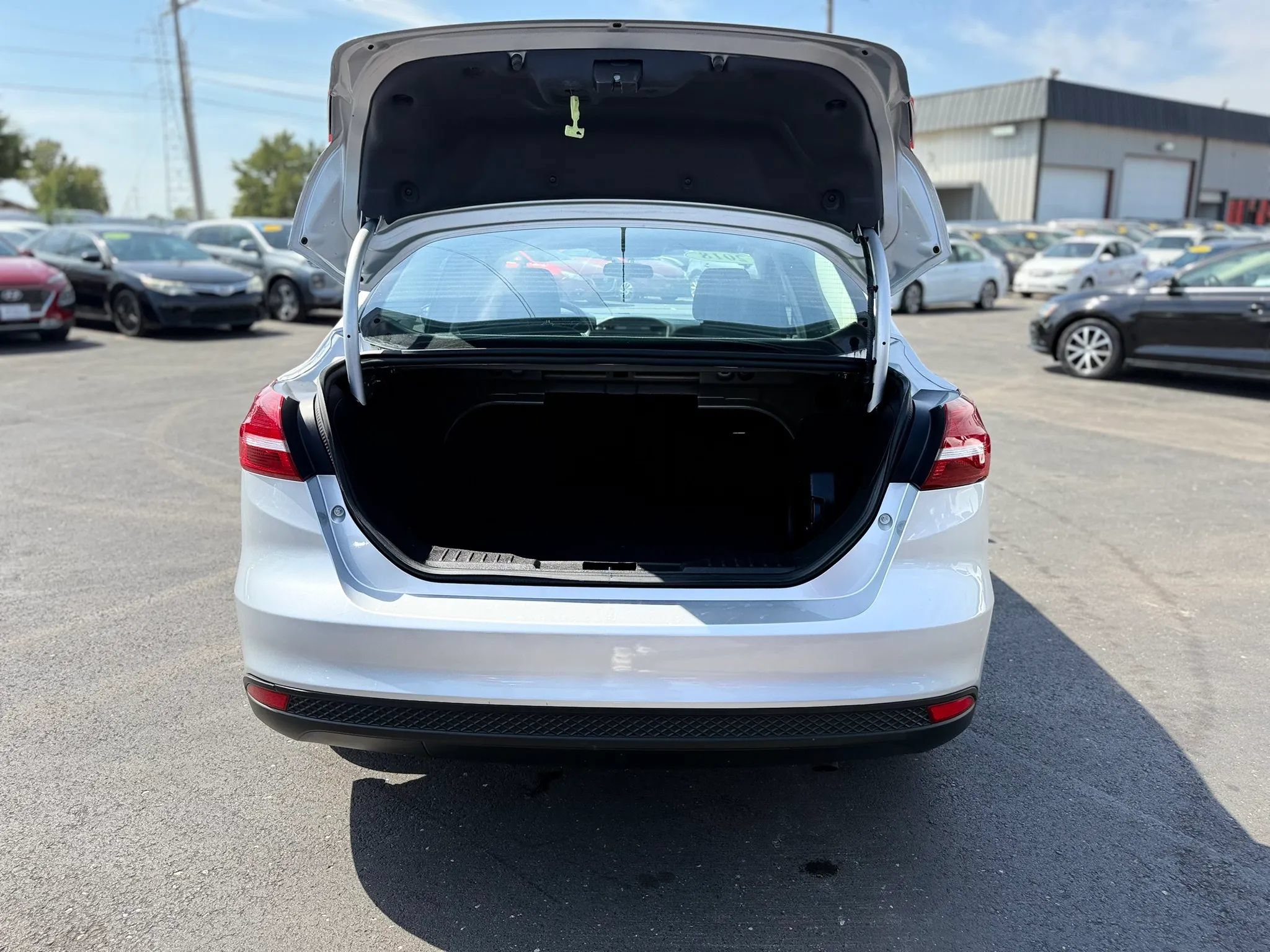 Used 2018 Ford Focus SEL FWD image 33