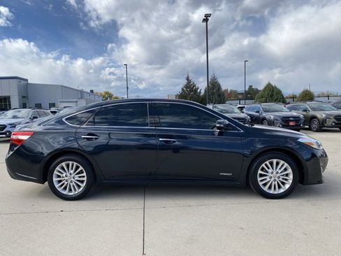 Used 2015 Toyota Avalon Limited image 6