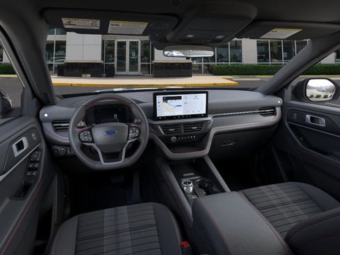 New 2025 Ford Explorer ST-Line image 9
