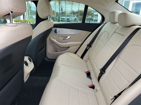 Used 2019 Mercedes-Benz C 300 Sedan image 16