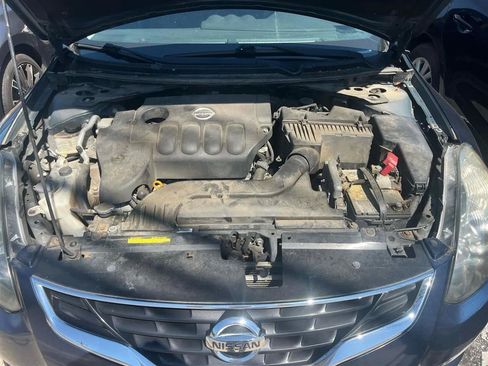 Used 2013 Nissan Altima 2.5 S FWD image 7