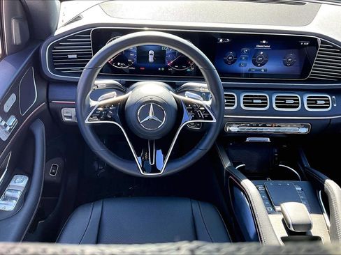Used 2025 Mercedes-Benz GLE 350 4MATIC image 6