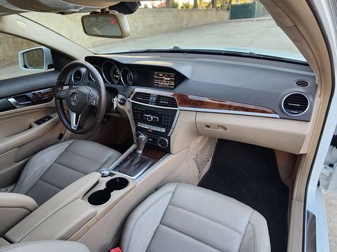 Used 2013 Mercedes-Benz C 250 Coupe image 15