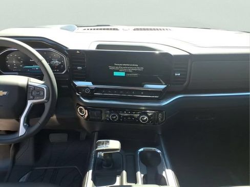 New 2026 Chevrolet Silverado 1500 LTZ w/ LTZ Premium Package AWD/4WD image 12