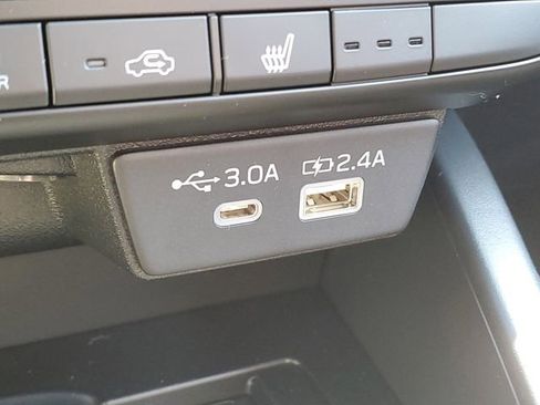 New 2026 Subaru Outback Limited image 32