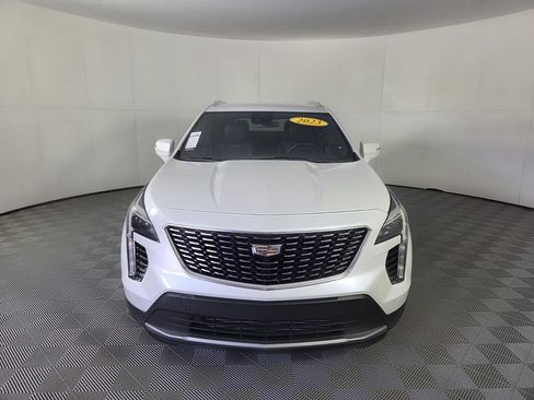 Used 2023 Cadillac XT4 Premium Luxury FWD image 3