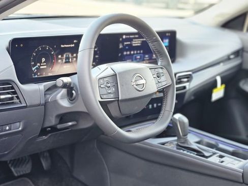 New 2026 Nissan Sentra SV w/ SV Convenience Package FWD image 11