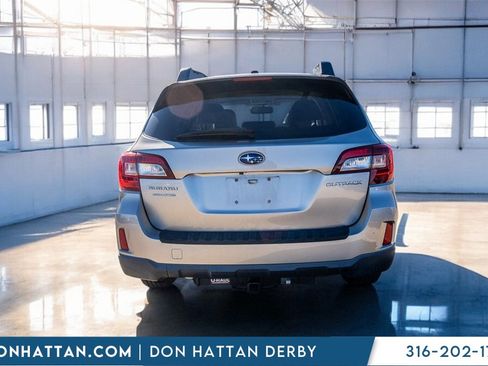 Used 2015 Subaru Outback 2.5i Limited image 28