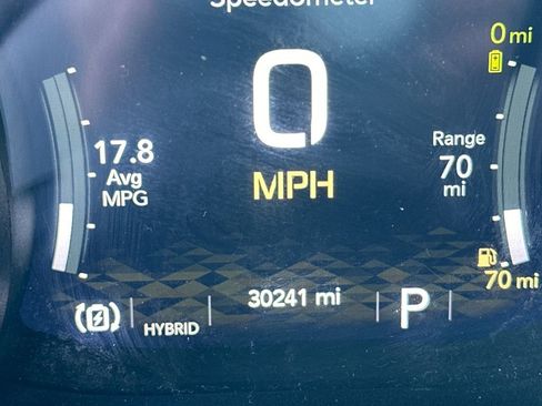 Used 2022 Jeep Wrangler Unlimited Sahara w/ Cold Weather Group image 27