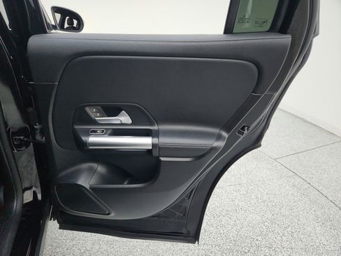 Certified 2022 Mercedes-Benz GLA 250 image 26