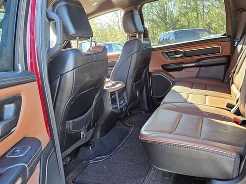 Used 2022 RAM 1500 Limited image 7