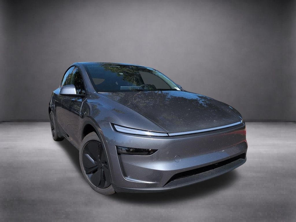 Used 2026 Tesla Model Y Long Range AWD/4WD image 2