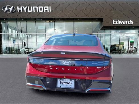 New 2025 Hyundai Sonata Limited image 6