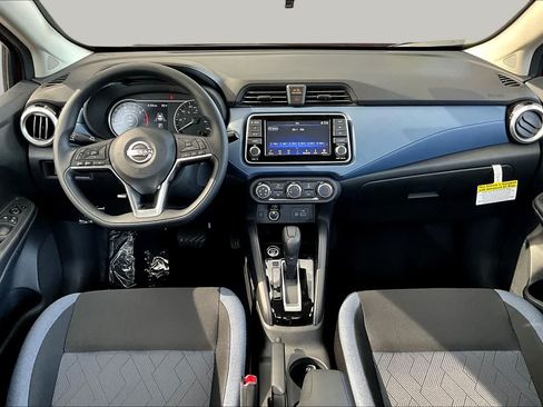 New 2025 Nissan Versa SV w/ Trunk Package FWD image 5