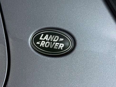 Used 2022 Land Rover Discovery Sport SE R-Dynamic AWD/4WD image 8