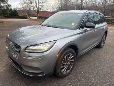 Used 2022 Lincoln Corsair FWD w/ Equipment Group 101A image 2