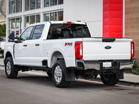 Used 2024 Ford F250 XLT w/ FX4 Off-Road Package AWD/4WD image 6