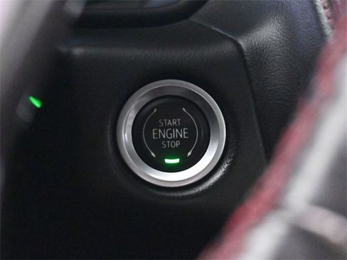 Used 2022 Chevrolet Suburban RST w/ Luxury Package image 42