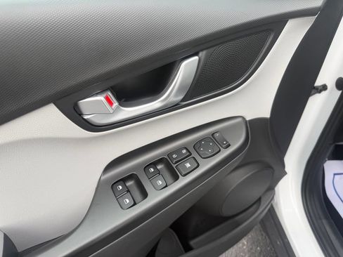 Used 2023 Hyundai Kona SEL w/ Convenience Package FWD image 17