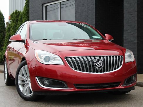 Used 2015 Buick Regal Premium FWD image 13