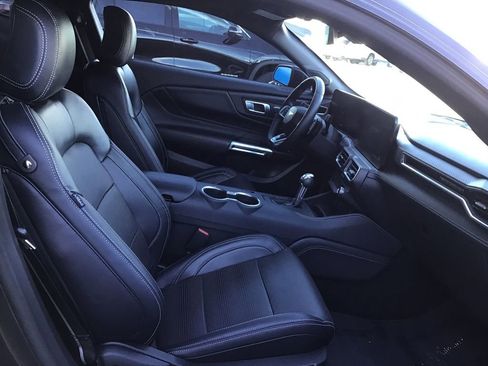 Used 2024 Ford Mustang GT Premium image 8