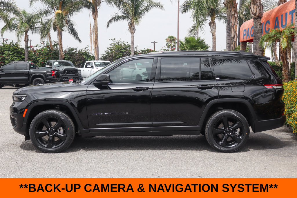 Used 2024 Jeep Grand Cherokee L Altitude AWD/4WD image 5