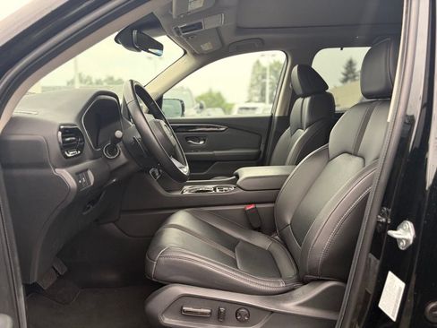 Used 2024 Honda Pilot Touring image 27